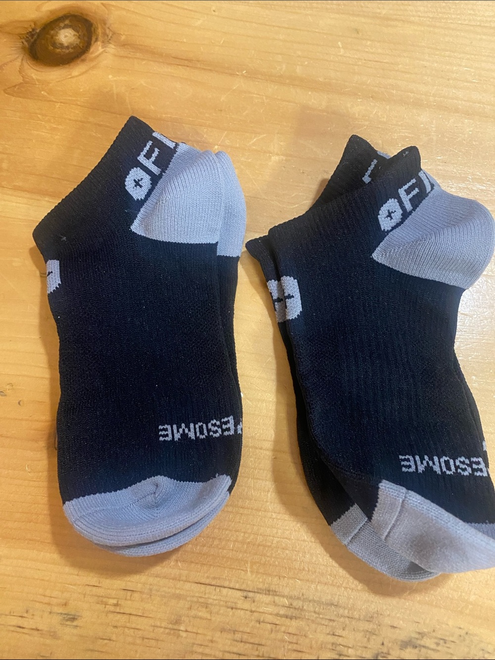 FIGS No-Show Athletic Socks — Black & Light Gray